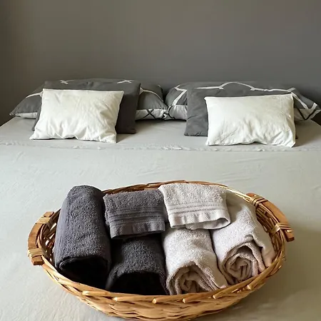 Apartamento La Rosa Dell'etna - Completo *