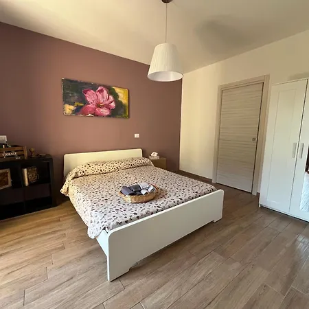 La Rosa Dell'etna - Completo Apartment *