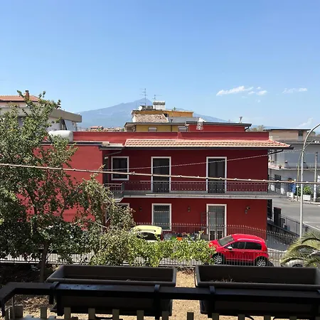 La Rosa Dell'etna - Completo Valverde (Sicily)